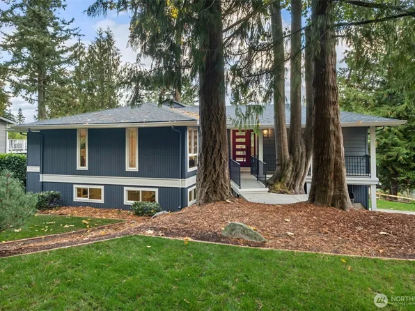 800 W Sunset Way, Issaquah, WA 98027