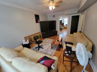 7012 N Paulina St #3A, Chicago, IL 60626