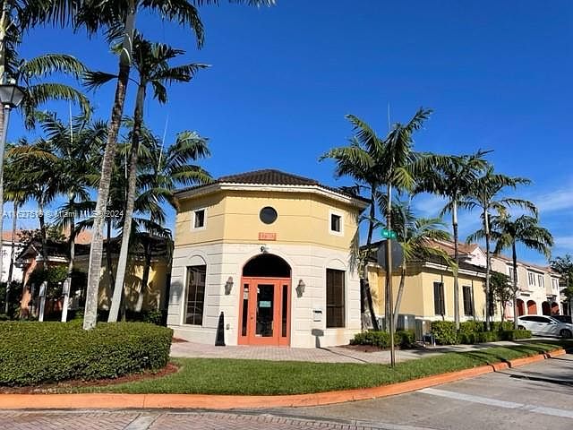 2nd image of 17335 NW 7th Ave #304