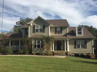 1016 Mountain Rd, Clinton, TN 37716