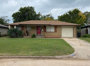 721 Butler St, Moore, OK 73160