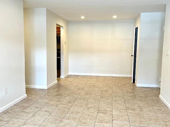 5th image of 244 West St #5A
