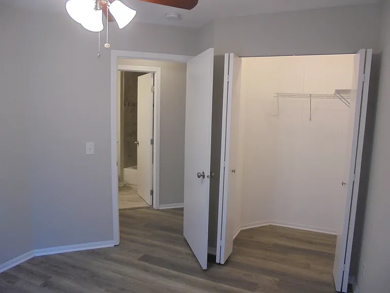 1847 Grandview Pl — Photo 25