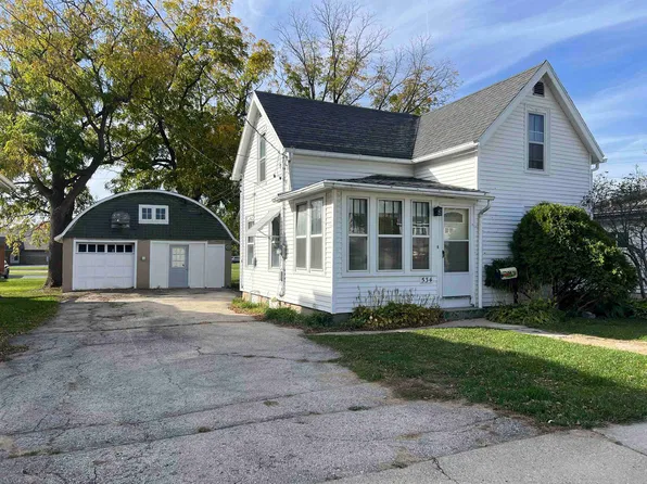534 N Lincoln Ave, Beaver Dam, WI 53916