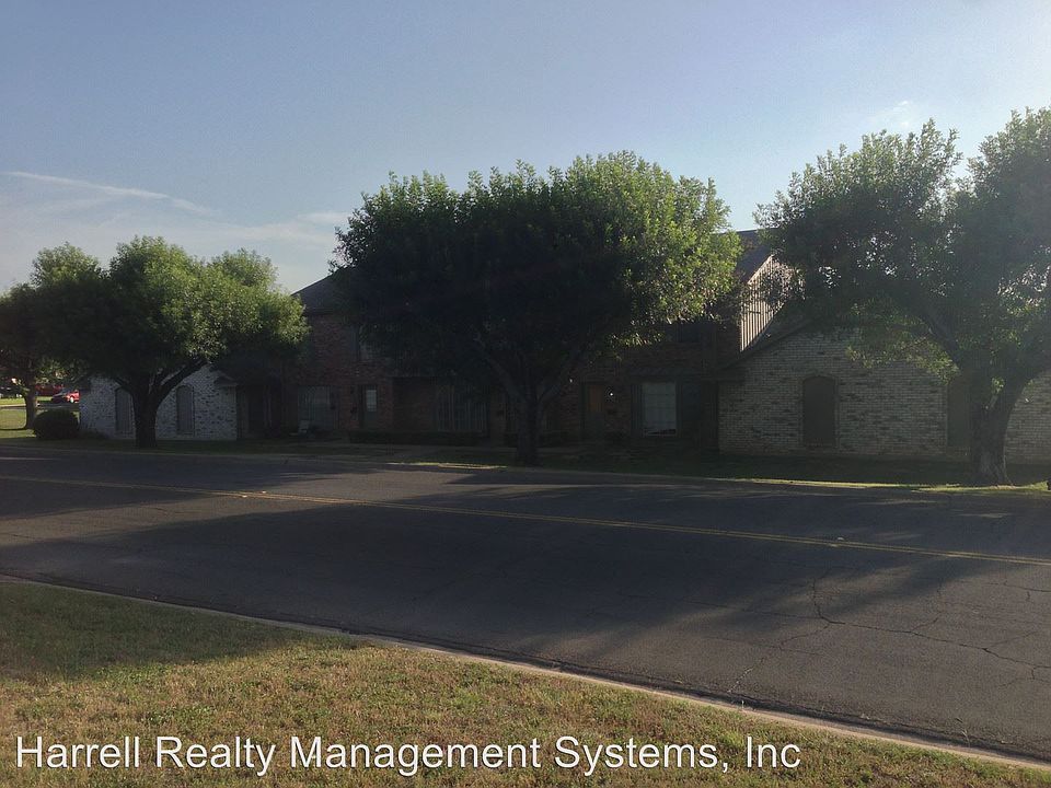 1st image of 810 Melrose Dr