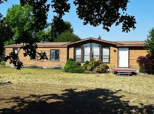 2011 N Barker Rd, Greenacres, WA 99016