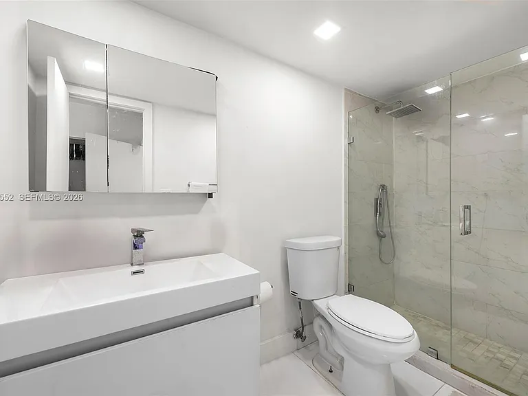 19390 Collins Ave #1519 — Photo 10