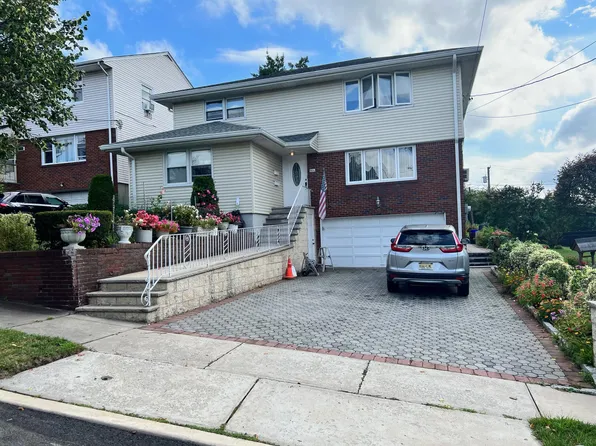 984 Slocum Ave Floor 2, Ridgefield, NJ 07657