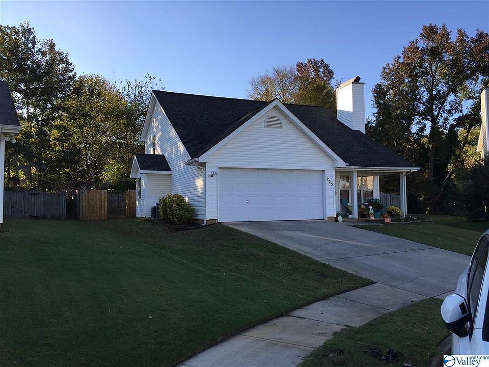 1st image of 225 Iron Wood Ct