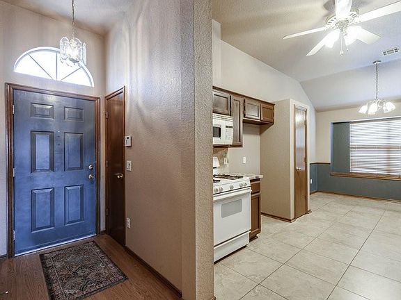 4th image of 2613 NW 163rd St