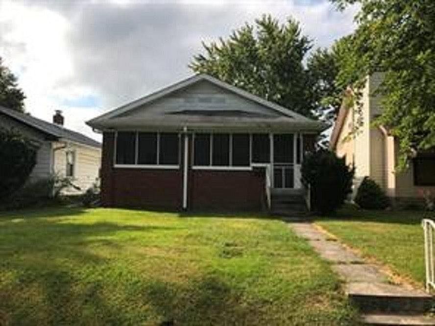 1st image of 4909 E 11th St