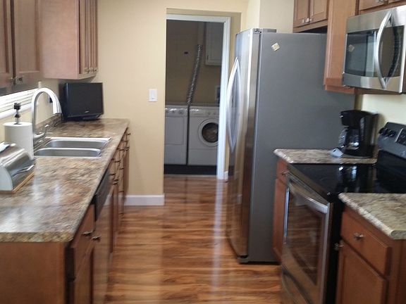 4th image of 6233 Cruxten Dr