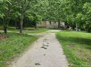 2152M Hidden Valley Rd, Mountain Grove, MO 65711