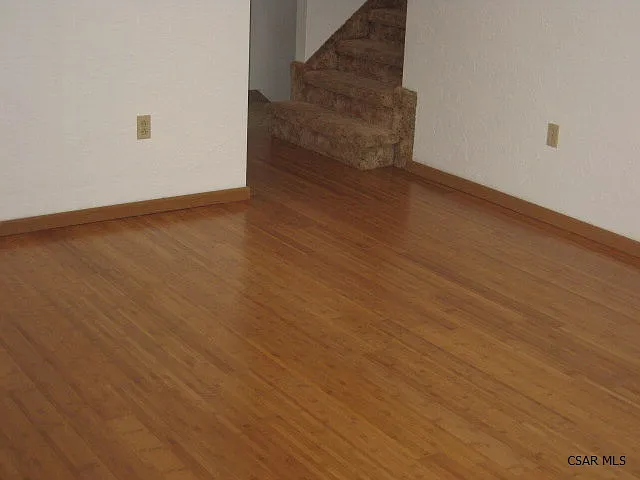 216 Hastings St — Photo 12
