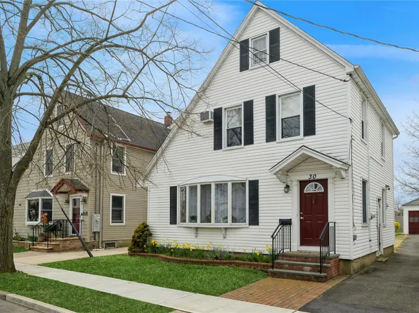 30 Temple Street, Williston Park, NY 11596