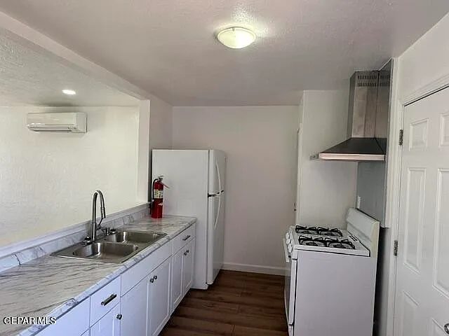 3921 Cambridge Ave #A — Photo 7