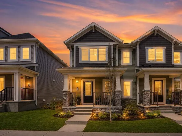 60 Cityside Grv S, Calgary, AB T3N 1C9