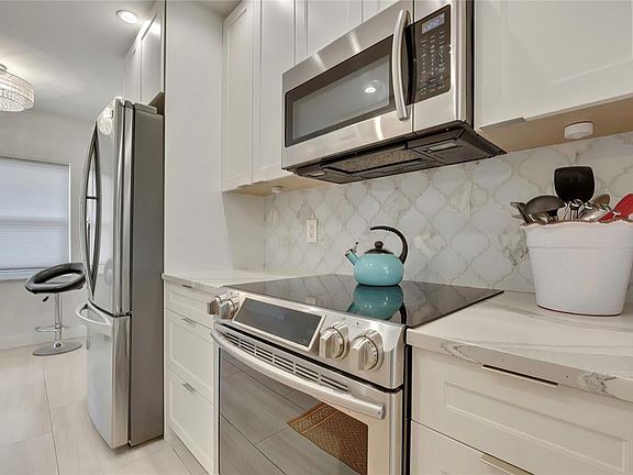 3rd image of 5775 PARK STREET N #402
