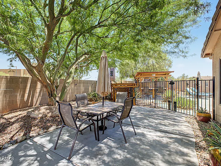 12899 S 175th Ave — Photo 35