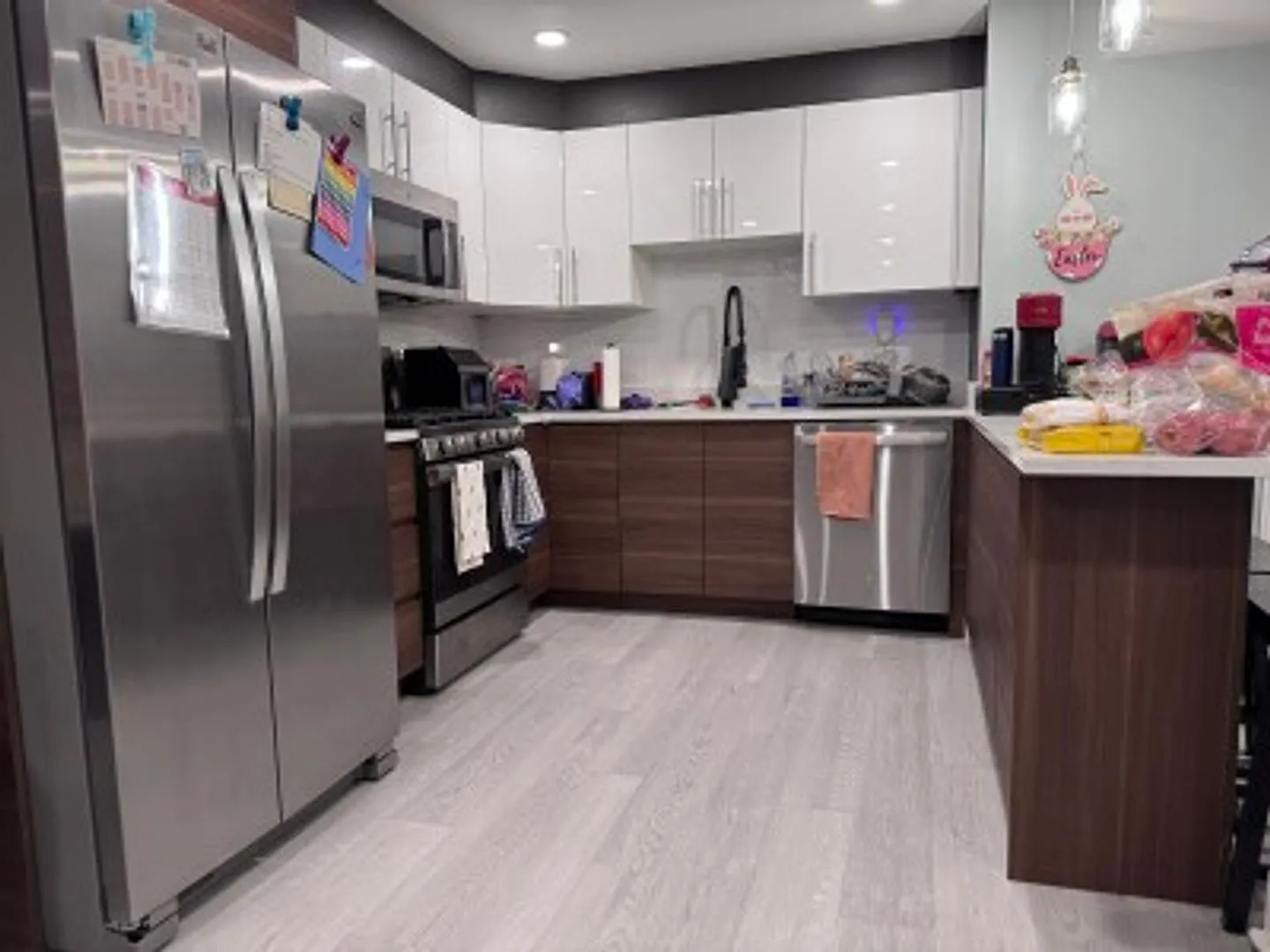 Brookline (Washington Sq.) 3 bed 2 bath -9/1! — Photo 1