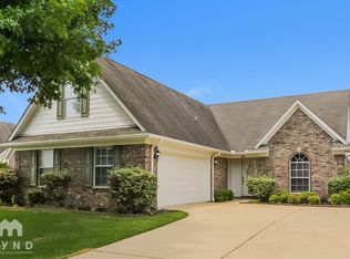 5887 Tommy Joe Dr, Southaven, MS 38672
