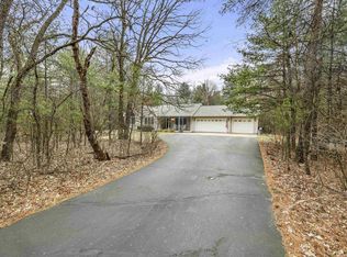 6910 Lisa Ln, Wisconsin Rapids, WI 54494