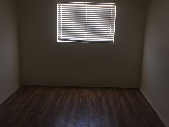 5th image of 1339 E Southern Ave