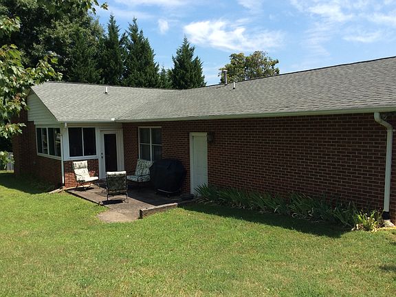 5th image of 2217 Lakeland Dr