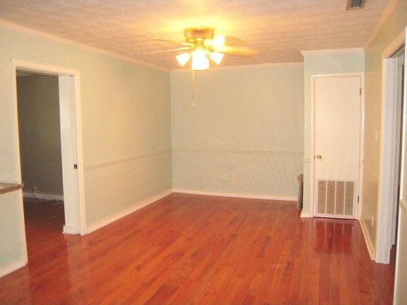 4th image of 2513 Orlando Dr