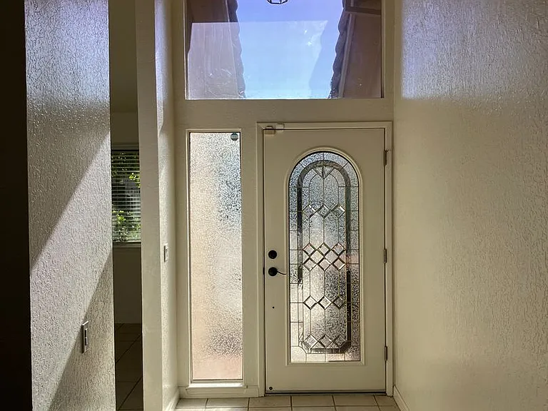 1855 Scenic Dr #F — Photo 3