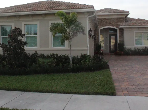 17007 SW Sapri Way, Port Saint Lucie, FL 34987