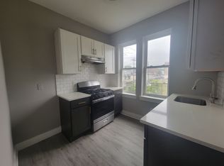 698 Chancellor Ave #202E, Irvington, NJ 07111