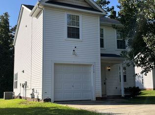 6130 Sid Crane Dr, Charlotte, NC 28216