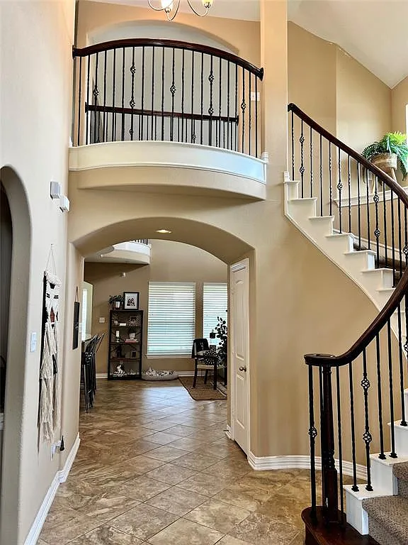 4 bed, 3.5 bath, 3005 sqft, $2,895 — Photo 4