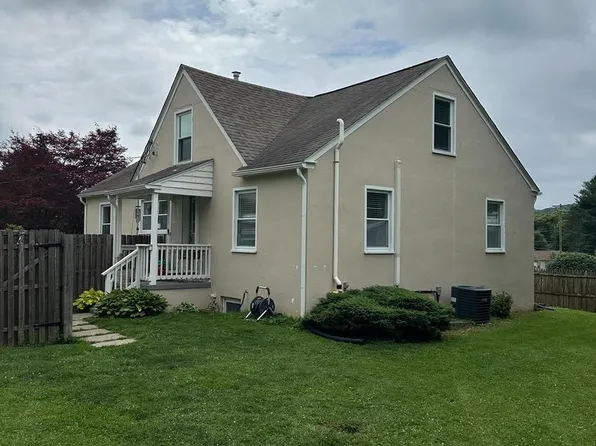 380 Atkins Ave, Coatesville, PA 19320