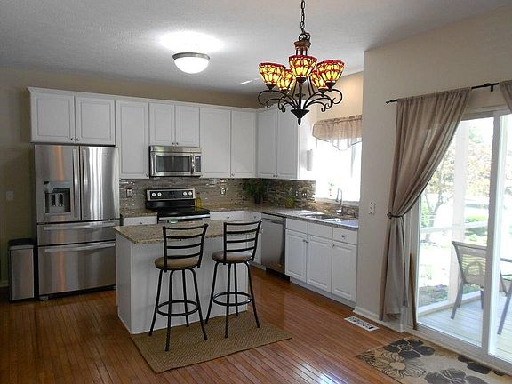 2nd image of 14143 Nicholas Dr
