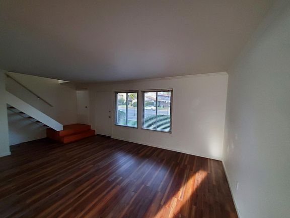 5th image of 8868 La Riviera Dr Unit E