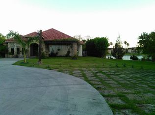 1030 Acacia Lake Dr, Brownsville, TX 78521