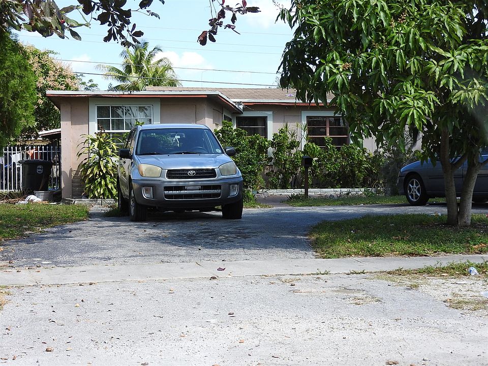 1st image of 35 NW 124th St