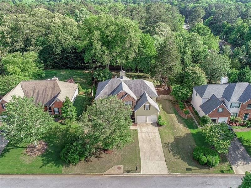 2nd image of 2671 Thornberry Pl