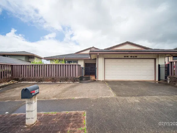 98-646 Kuini St, Aiea, HI 96701