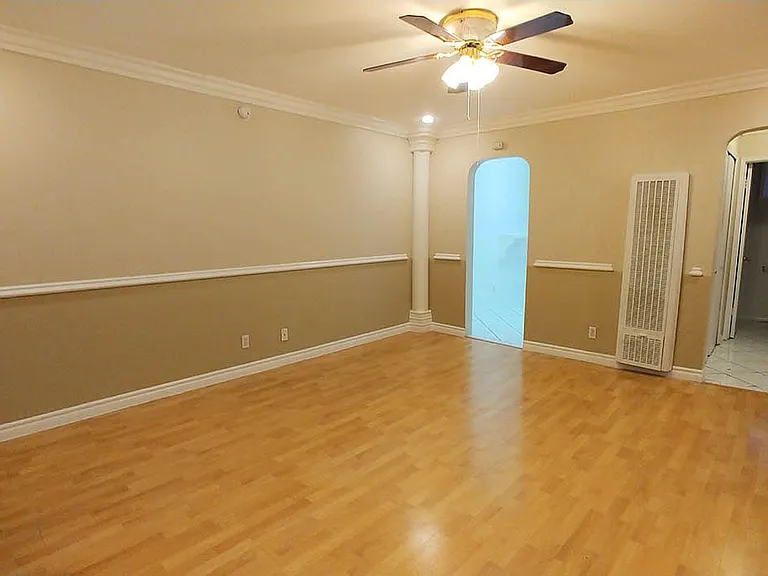 Edgemont Apts — Photo 24