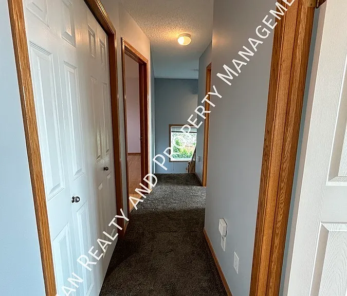 3566 E Waddell Cres — Photo 10