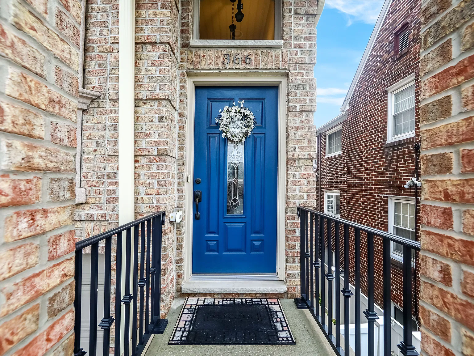 4 bed, 3.5 bath, 2270 sqft, $4,500 — Photo 4