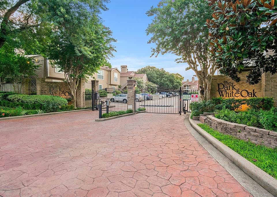1st image of 1860 White Oak Dr APT 212