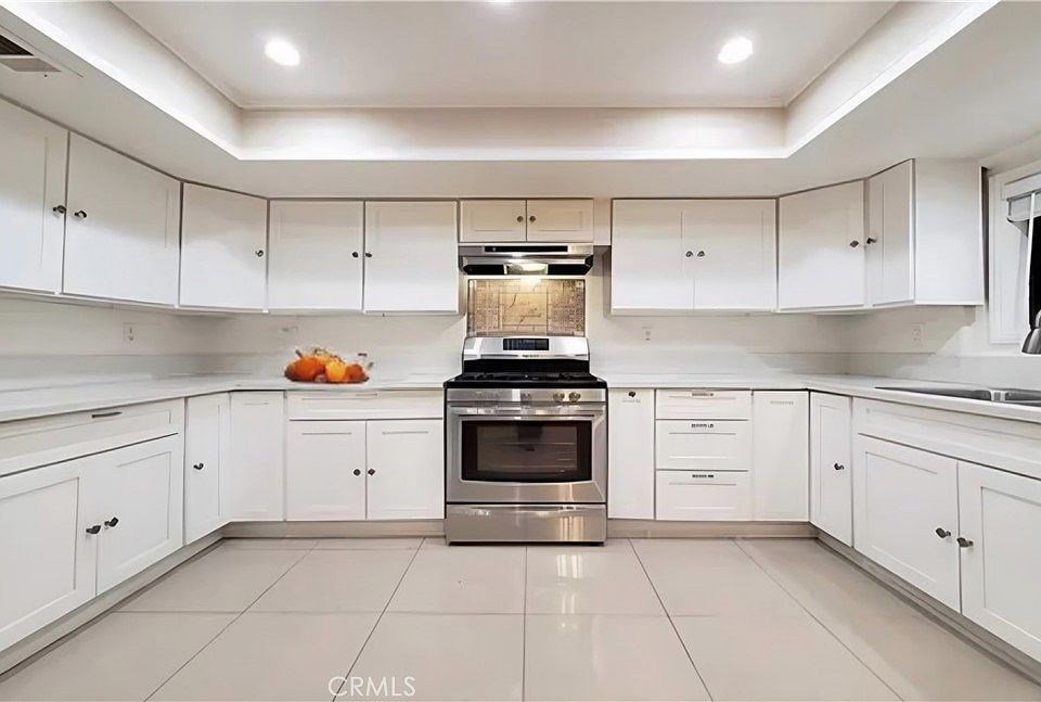 1st image of 13431 Woodwind Ct #8