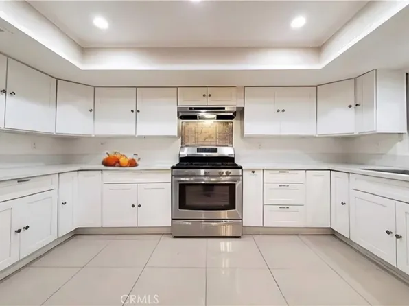 13431 Woodwind Ct #8, Westminster, CA 92683