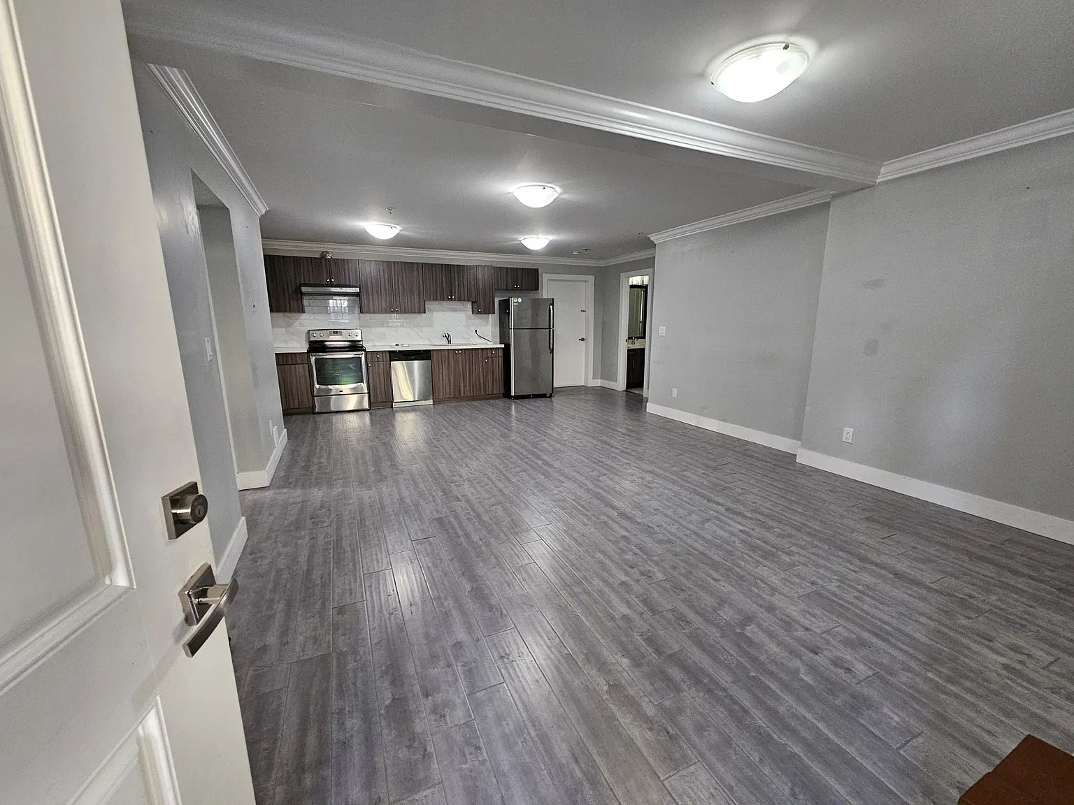 2 bed, 1.0 bath, 840 sqft, $1,850 — Photo 2