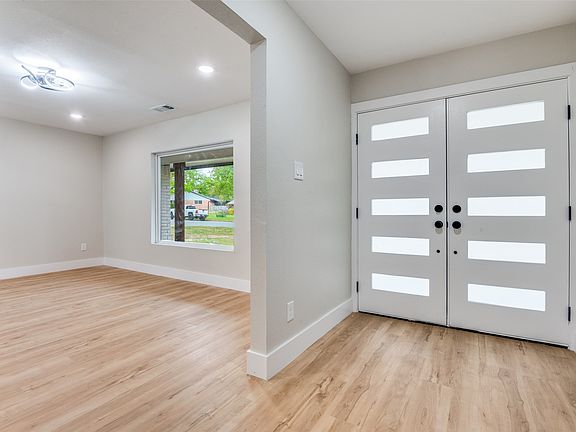 4th image of 6016 Jacqueline Rd