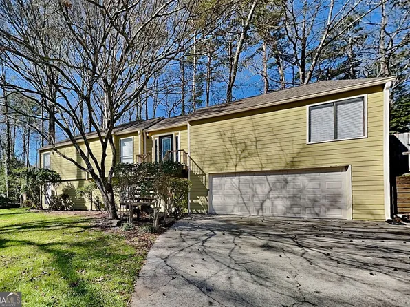 2754 Georgian Ter, Marietta, GA 30068